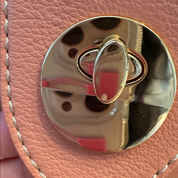 Nearly New! Talbots Pink Leather Bag - Picture 3 of 14